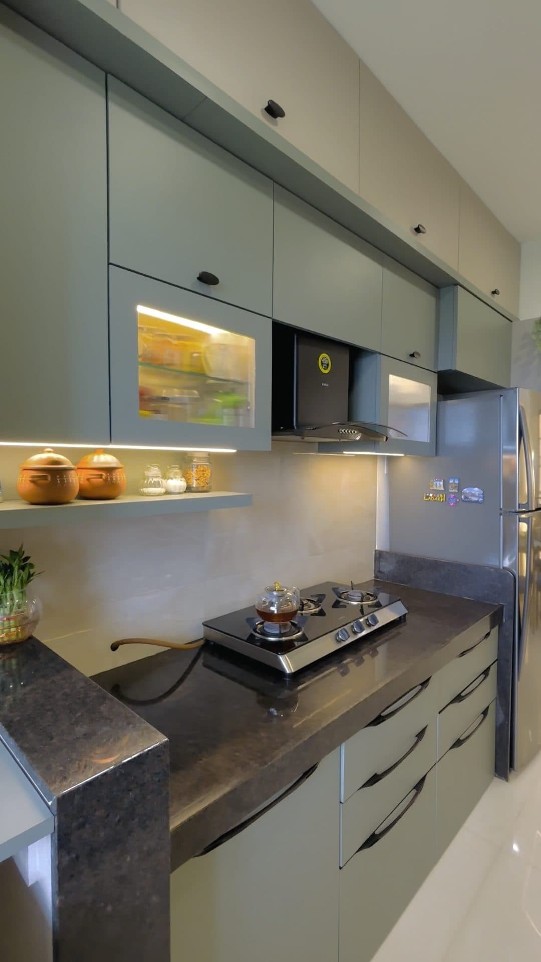 Kitchen in a Bavdhan, Pune home by Divya Jain Interiors
