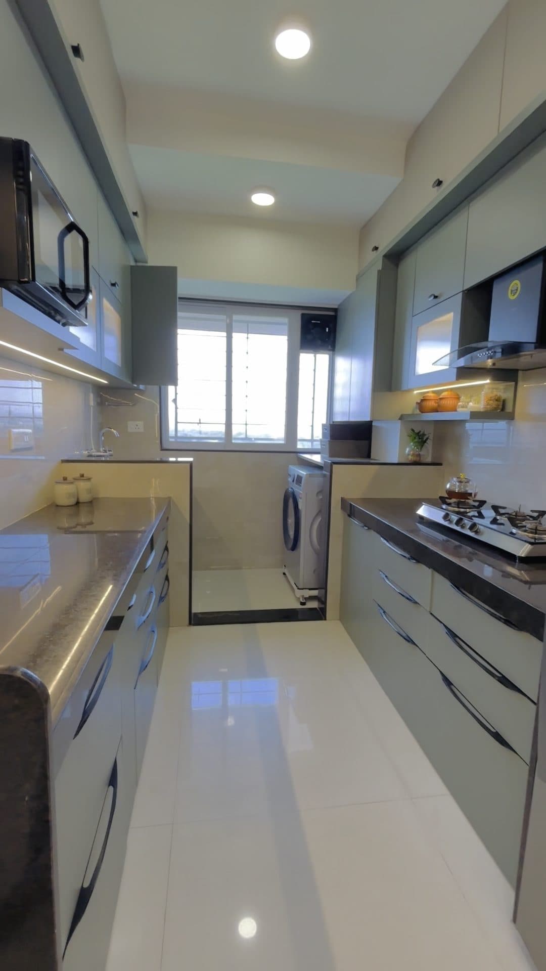 Kitchen in a Bavdhan, Pune home by Divya Jain Interiors