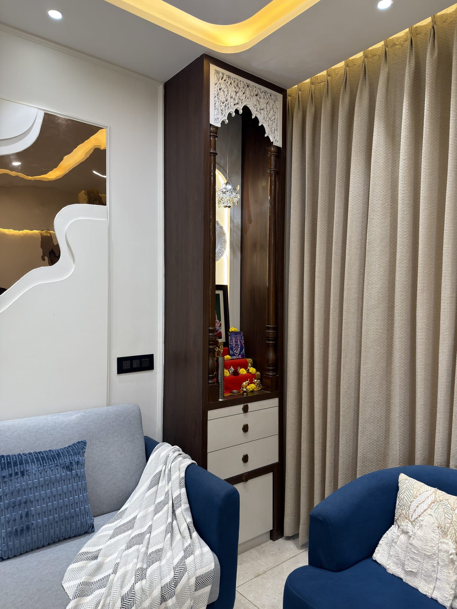 Pooja Room in a Powai, Mumbai home by Divya Jain Interiors